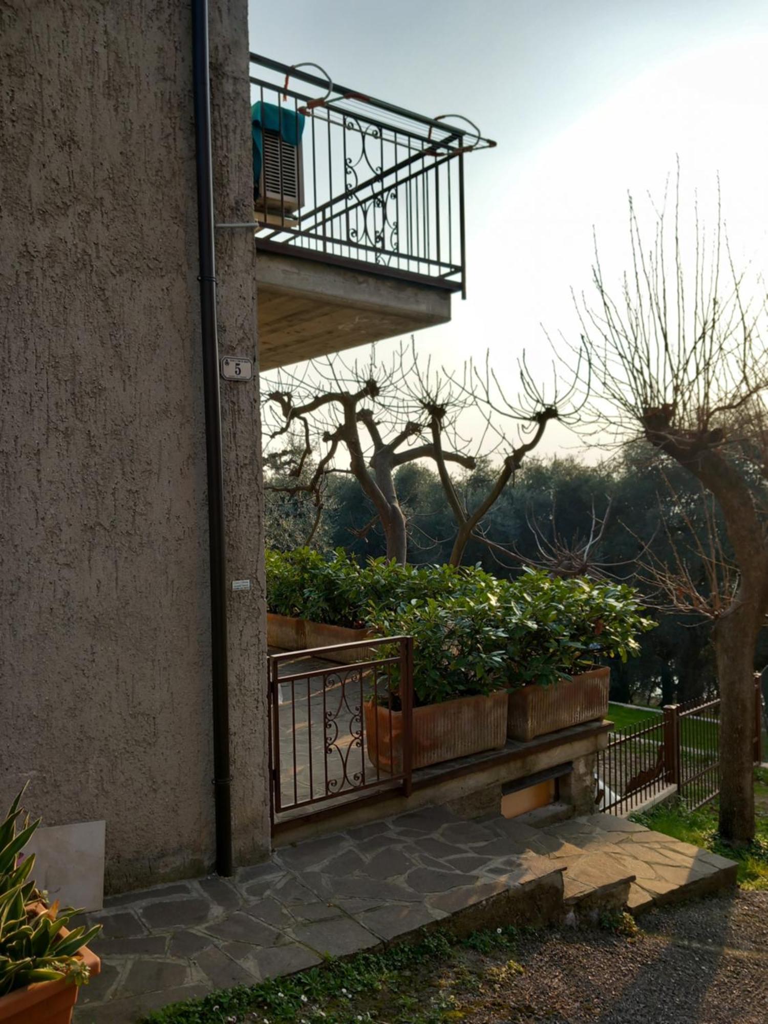 Casa Antony Torri Del Benaco Exterior foto